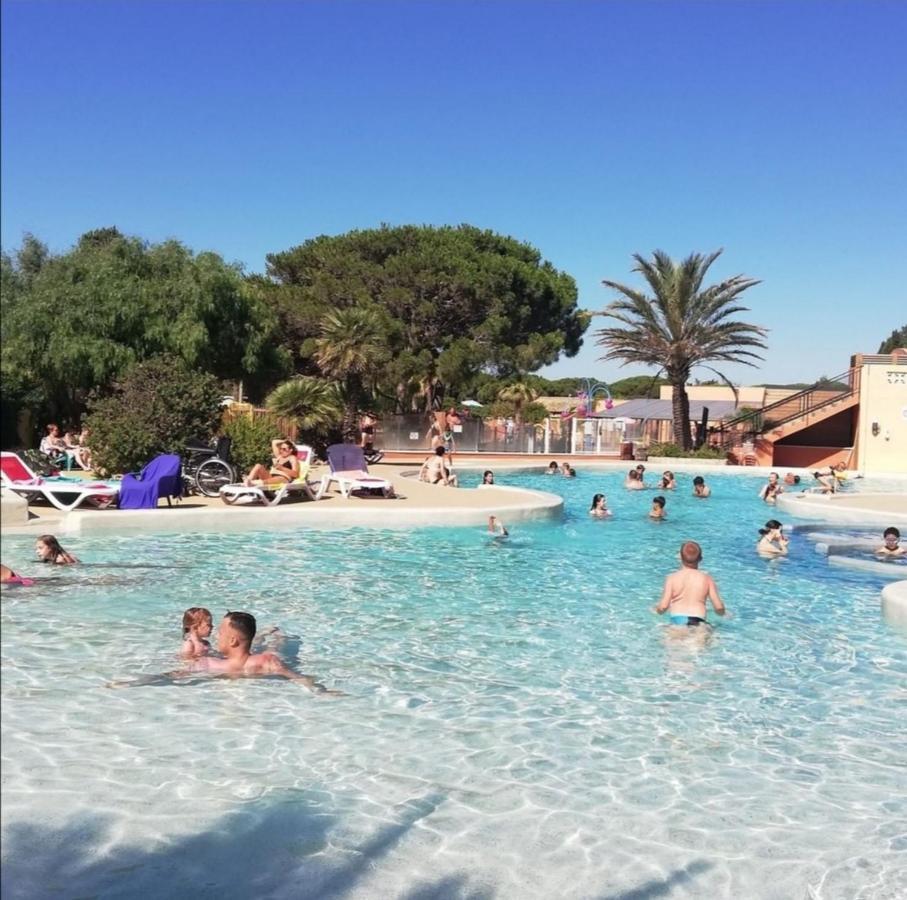 Mobil Home Camping **** Canet En Roussillon المظهر الخارجي الصورة
